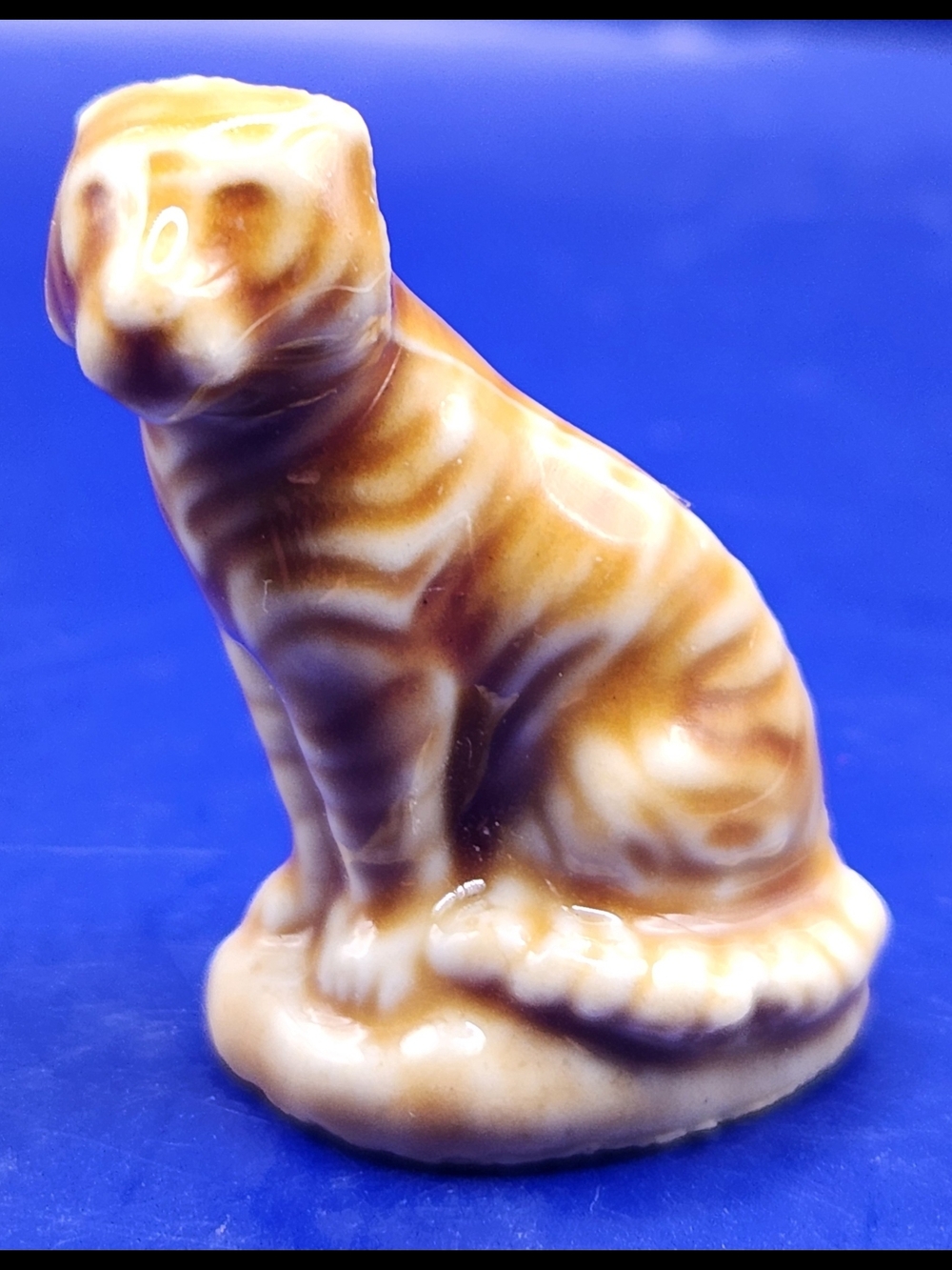 Vintage Wade Whimsie Small Brown & Cream Ceramic Tiger Figurine